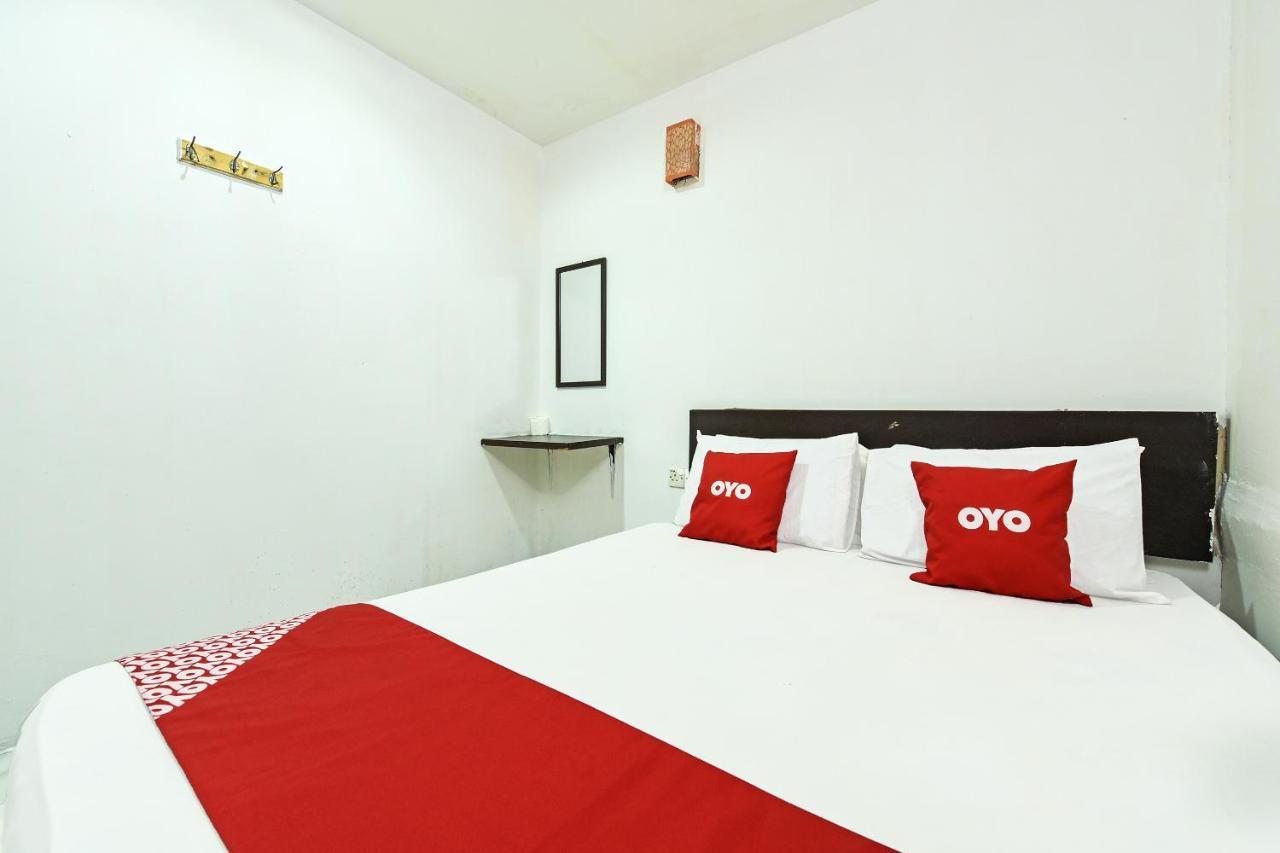 Oyo 90643 Gks Hotel Seremban Exterior foto