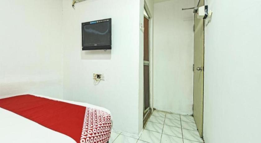 Oyo 90643 Gks Hotel Seremban Exterior foto